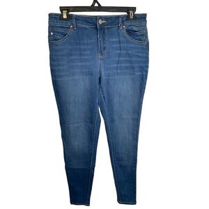 Versona Women’s Modern Jeans Size 8